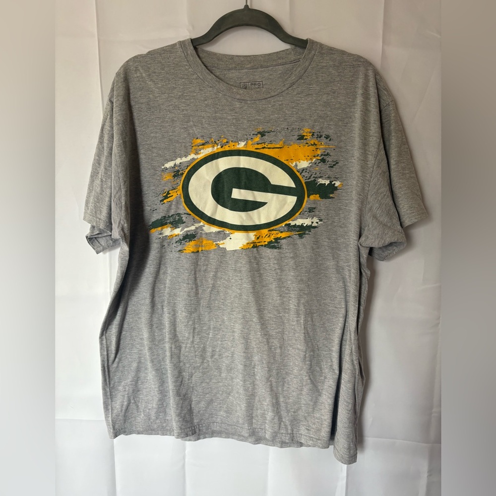Men’s Pro Line Fanatics Green Bay Packer Football Tee Shirt - Size XL